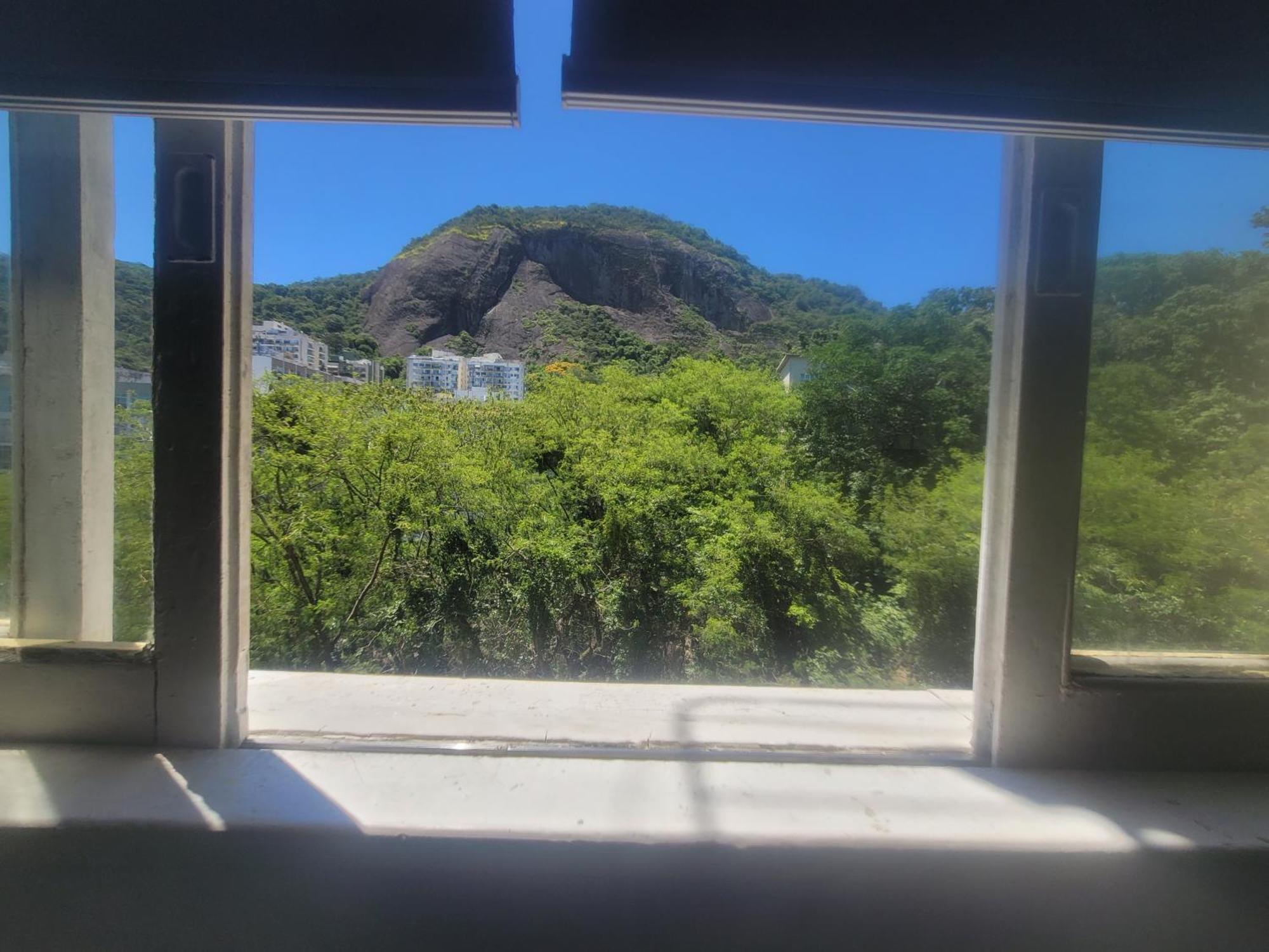 Top 20 - Apartamento Em Copacabana Perto Da Praia Vista Para Montanhas - Rio de Janeiro — Fotos 3